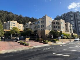 545 Pierce St, Unit 1302 in Albany, CA - Building Photo