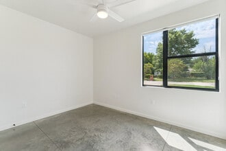 Blackwelder in Oklahoma City, OK - Foto de edificio - Building Photo