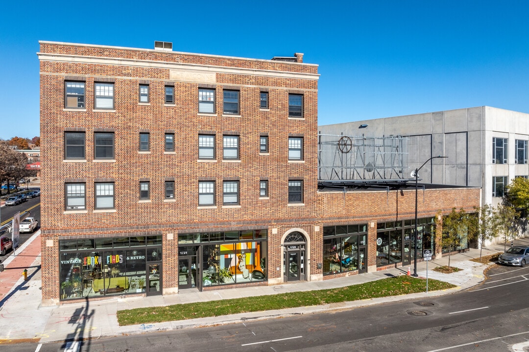 Argonne Apartments in Des Moines, IA - Foto de edificio