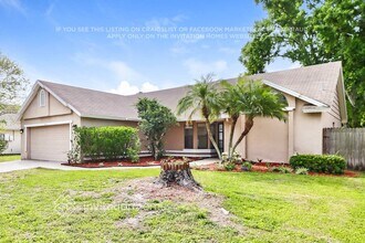 4806 Foxshire Cir in Tampa, FL - Building Photo - Building Photo