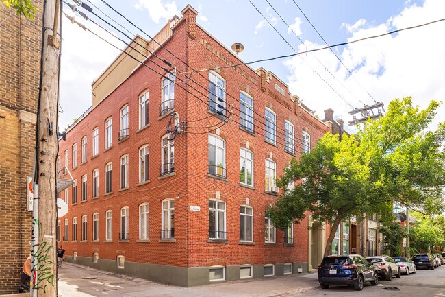 4520 De La Roche Rue in Montréal, QC - Building Photo - Primary Photo