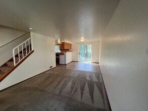 5612 Seahurst Ave in Everett, WA - Building Photo - Building Photo