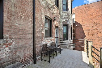 4309 Maryland Ave in St. Louis, MO - Building Photo - Building Photo