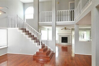 3114 Hollow Creek Ct in Houston, TX - Building Photo - Building Photo