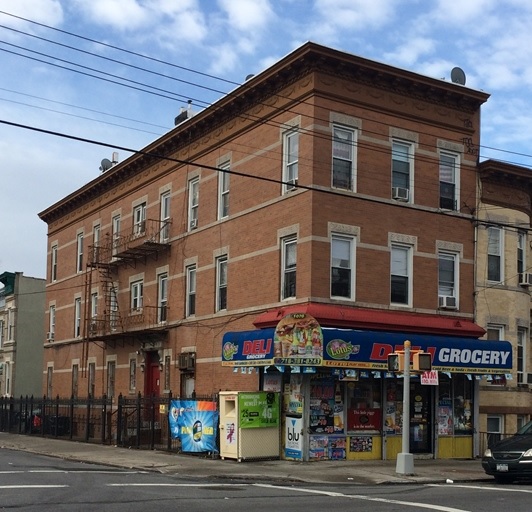 1070 Seneca Ave in Ridgewood, NY - Building Photo