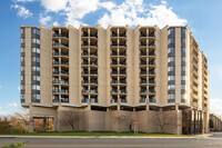 The Riviera in Bethesda, MD - Foto de edificio - Building Photo