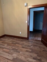 1043 Broad Ave in Belle Vernon, PA - Building Photo - Building Photo