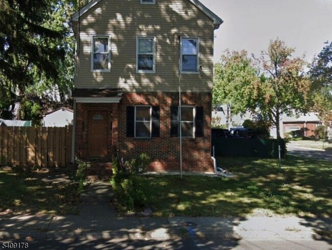 property at 655 E 3rd Ave