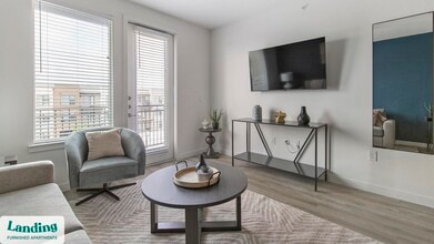 7106 Culebra Commons in San Antonio, TX - Building Photo - Building Photo