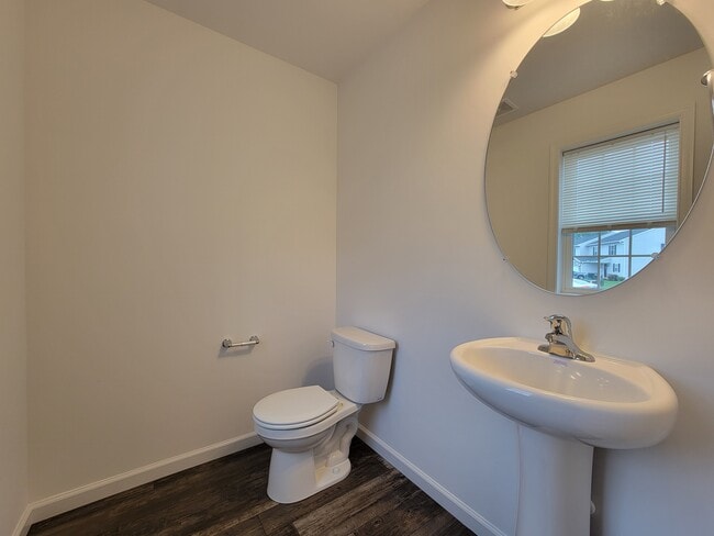 140 Robert Cir in Lebanon, PA - Foto de edificio - Building Photo