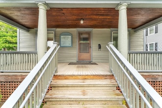 72 Hungerford Terrace in Burlington, VT - Building Photo - Building Photo
