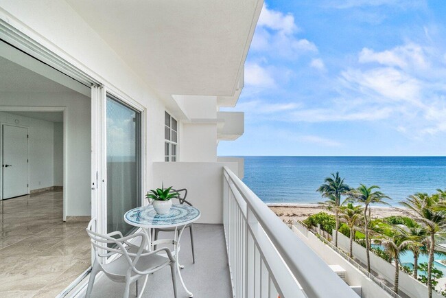 4511 S Ocean Blvd in Highland Beach, FL - Building Photo - Building Photo