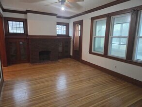 467 Maplewood Ave, Unit 467 in Rochester, NY - Foto de edificio - Building Photo