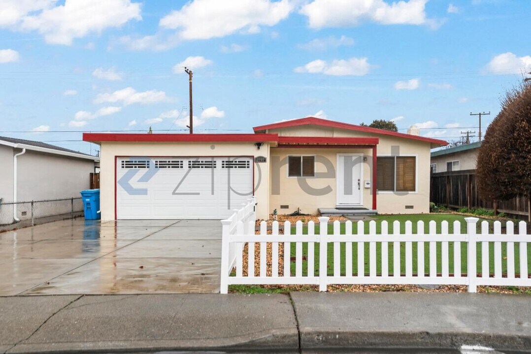 1141 Kiely Blvd in Santa Clara, CA - Building Photo