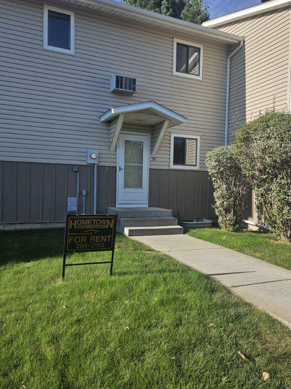 property at 3285 Canyon Dr