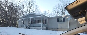 2139 Horning Rd in East Stroudsburg, PA - Building Photo