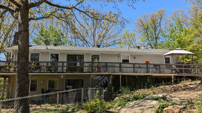 1012 Fairwater Cir in Horseshoe Bend, AR - Building Photo - Building Photo