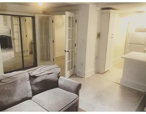 170 Beacon St, Unit B2