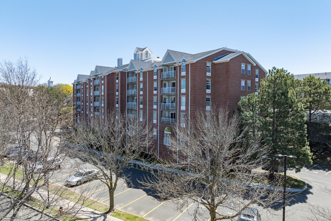 Admiral's Flagship Condominium in Chelsea, MA - Building Photo