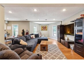 3023 Dupont Ave S in Minneapolis, MN - Building Photo - Building Photo