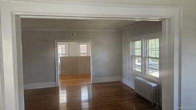 5 Vernon Ave in Mount Vernon, NY - Building Photo - Building Photo