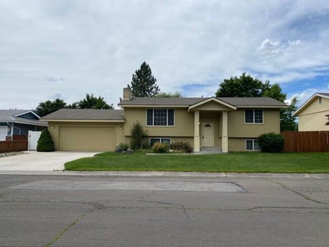property at 11311 N Stevens St