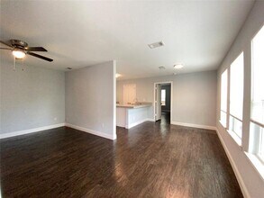 120 Arrowhead St in Fort Worth, TX - Building Photo - Building Photo