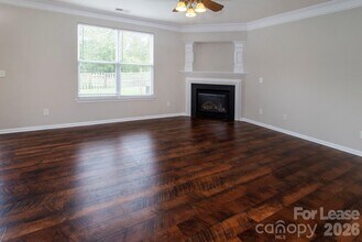 6749 Sequoia Hills Dr in Harrisburg, NC - Building Photo - Building Photo