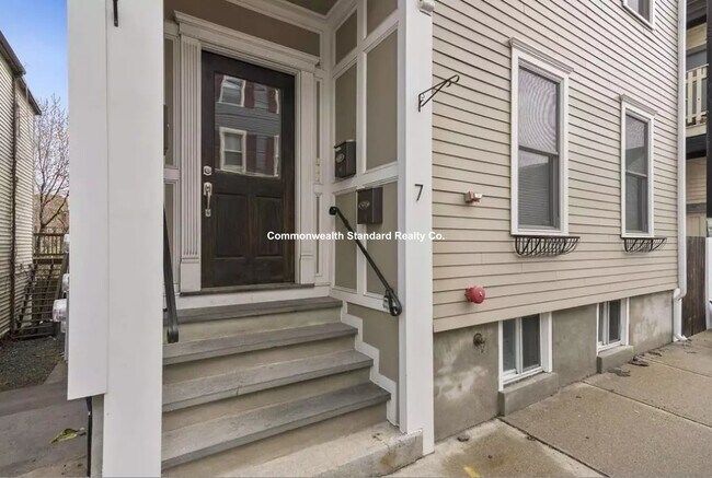 property at 7 Tuckerman St