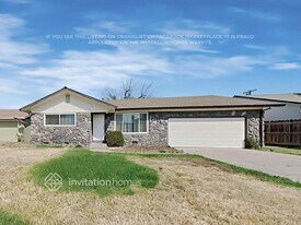 26 N Pacific Ave in Lodi, CA - Building Photo