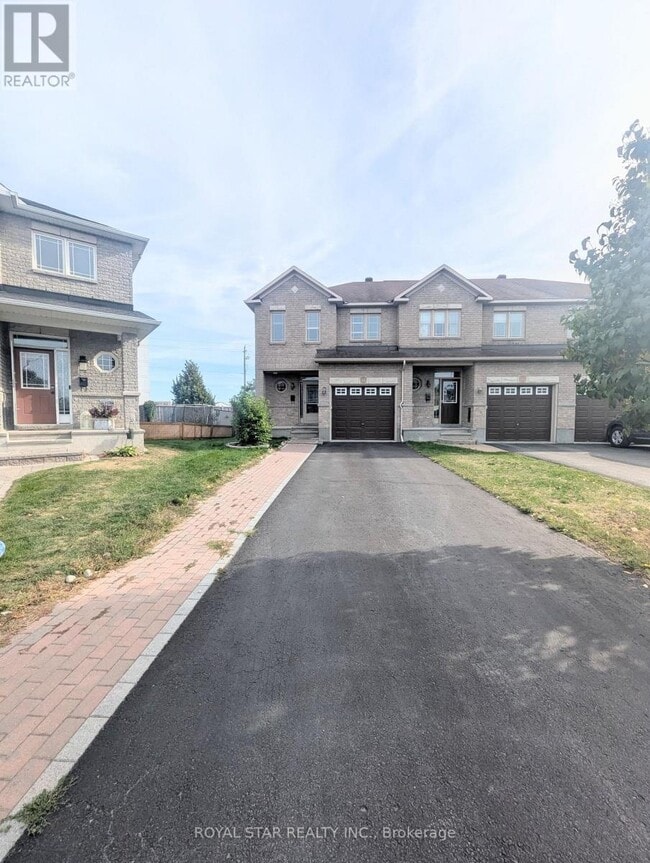 property at 1543 Carronbridge Cir