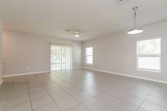 370 Colonade Ct in Kissimmee, FL - Building Photo - Building Photo