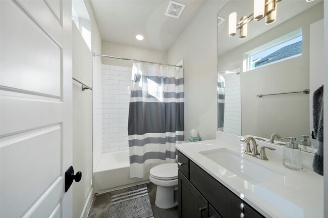 property at 2625 Fountain Key Blvd