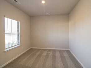 25392 Kenora St in Athens, AL - Building Photo - Building Photo