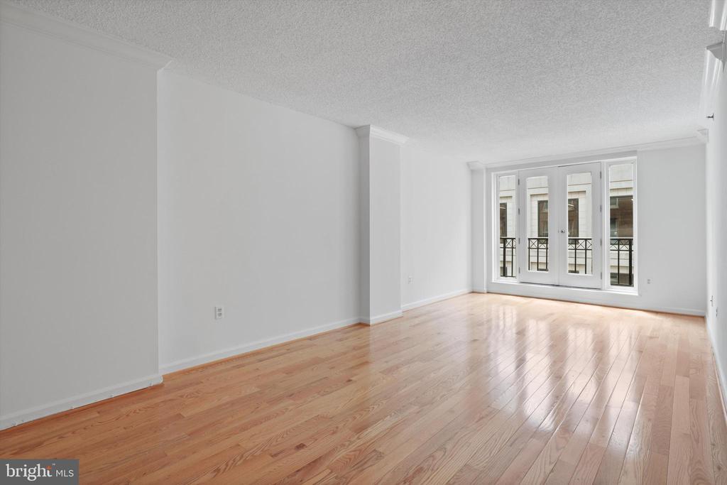 601 Pennsylvania Ave NW in Washington, DC - Building Photo
