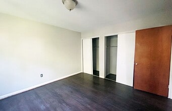 458 Wood Ave in Cincinnati, OH - Foto de edificio - Building Photo