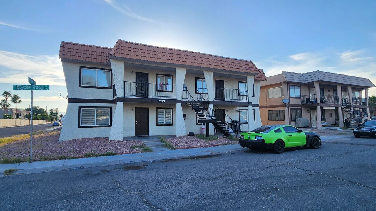 1705 Breckenwood Ct in Las Vegas, NV - Building Photo