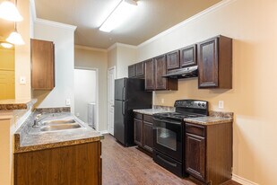 Stonebridge at Ironton in Lubbock, TX - Building Photo
