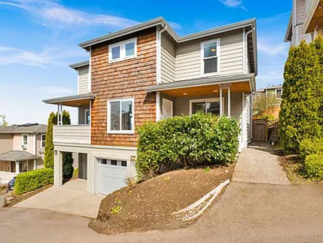 property at 1856 S Brandon Pl