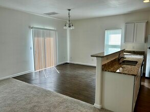 1624 Allegheny Dr in Gastonia, NC - Foto de edificio - Building Photo