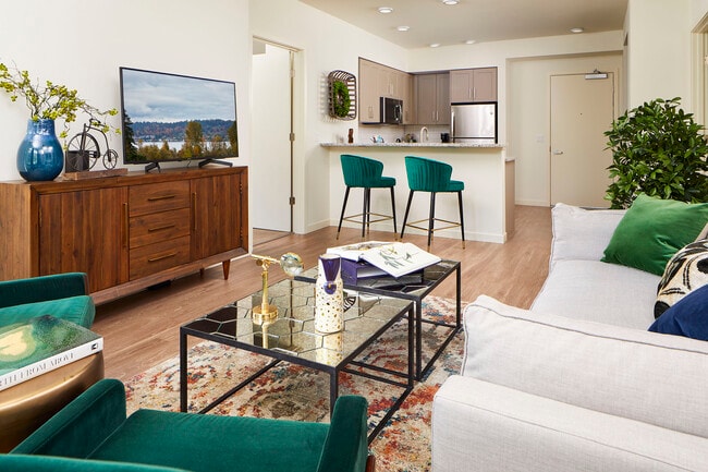 Revel Issaquah in Issaquah, WA - Building Photo - Building Photo