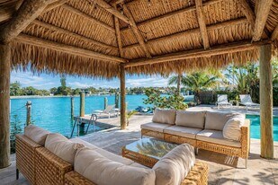 621 86th St in Miami Beach, FL - Building Photo