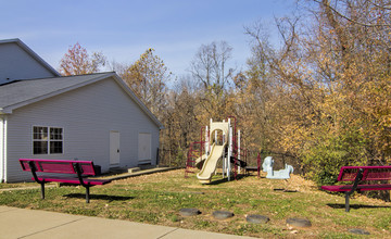 Sharon Woods Apartments in Newburgh, IN - Building Photo - Building Photo