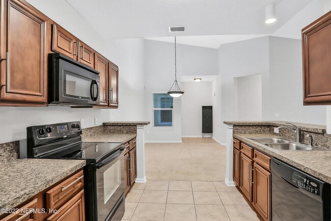 8241 Pelican Landing Rd