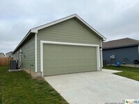 13819 Llama Pl photo'