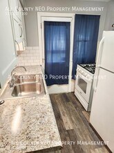 21791 S Lake Shore in Euclid, OH - Building Photo - Building Photo