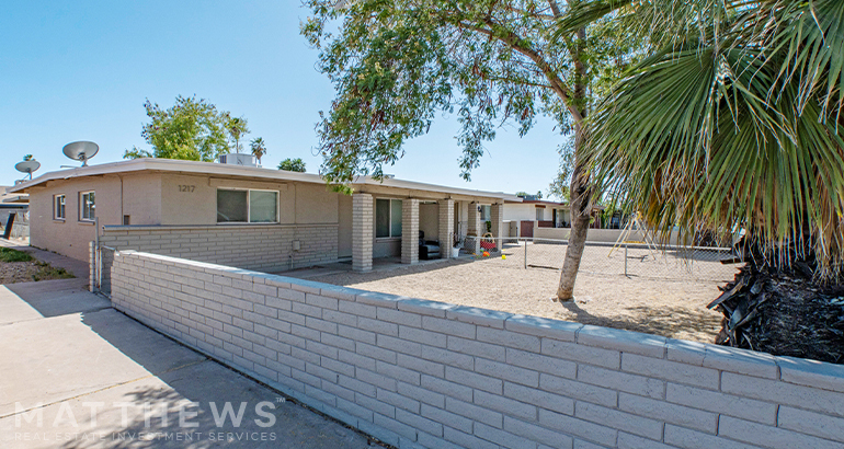 Four On Southern in Tempe, AZ - Building Photo