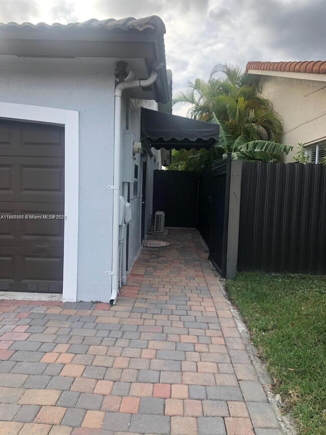 property at 5162 SW 157th Ct
