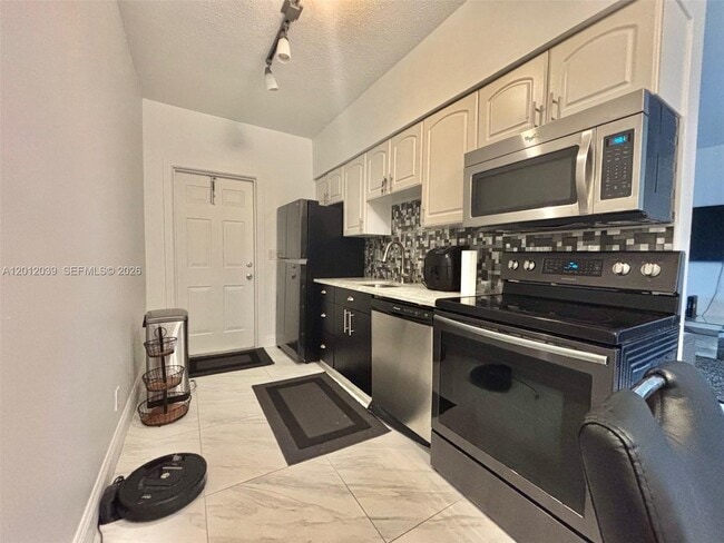 property at 2200 S Ocean Dr