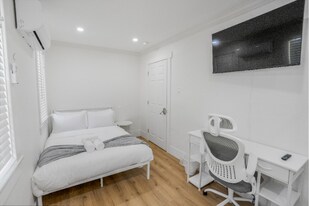 312 La France Ave in Alhambra, CA - Building Photo